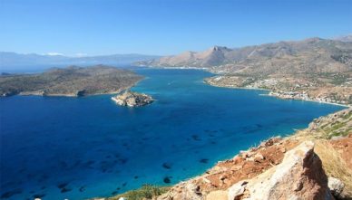 море-на-плаке Поре у деревни Плака на Крите