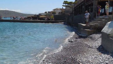 плака-пляж-и-море Пляж и море в деревне Плака на Крите