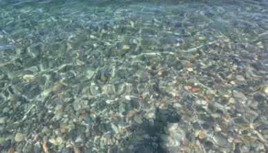 вода-и-дно-в-море-малеме Вода и дно пляжа Малеме на Крите