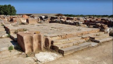 Останки-Малия Руины старинного дворца Малия в деревне Малия на Крите