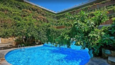 Sitia-Beach-City-Resort-&-Spa-5 Фото бассейна в Sitia Beach City Resort & Spa в Ситии на Крите