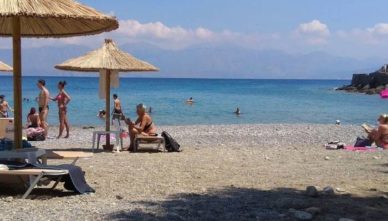 Kitroplateia-Beach-фото Пляж Kitroplateia Beach из отеля в Агиос Николаос на крите