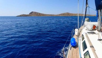 яхта в море Фото с борта яхты в море