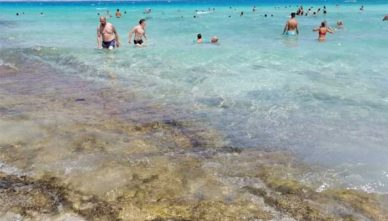 вода на Хриси Цвет воды на острове Хриси