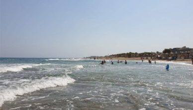 море фото Пляж на курорте Аналипси на Крите